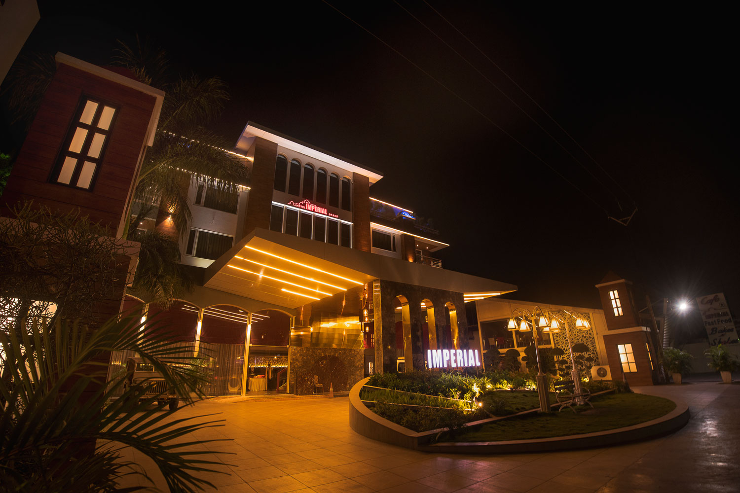 https://staging.hotelimperialgrand.com/wp-content/uploads/2025/05/bg-slide-2.jpg
